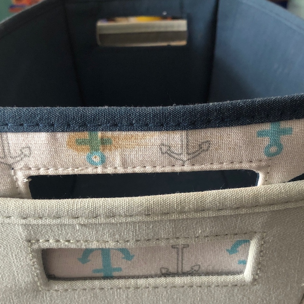 π Anchor Print & Plain Green Storage Bin Set - Picture 11 of 11